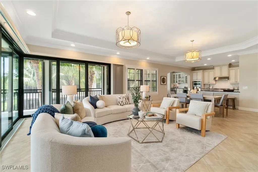 2768 Tiburon Boulevard E Naples FL 34109