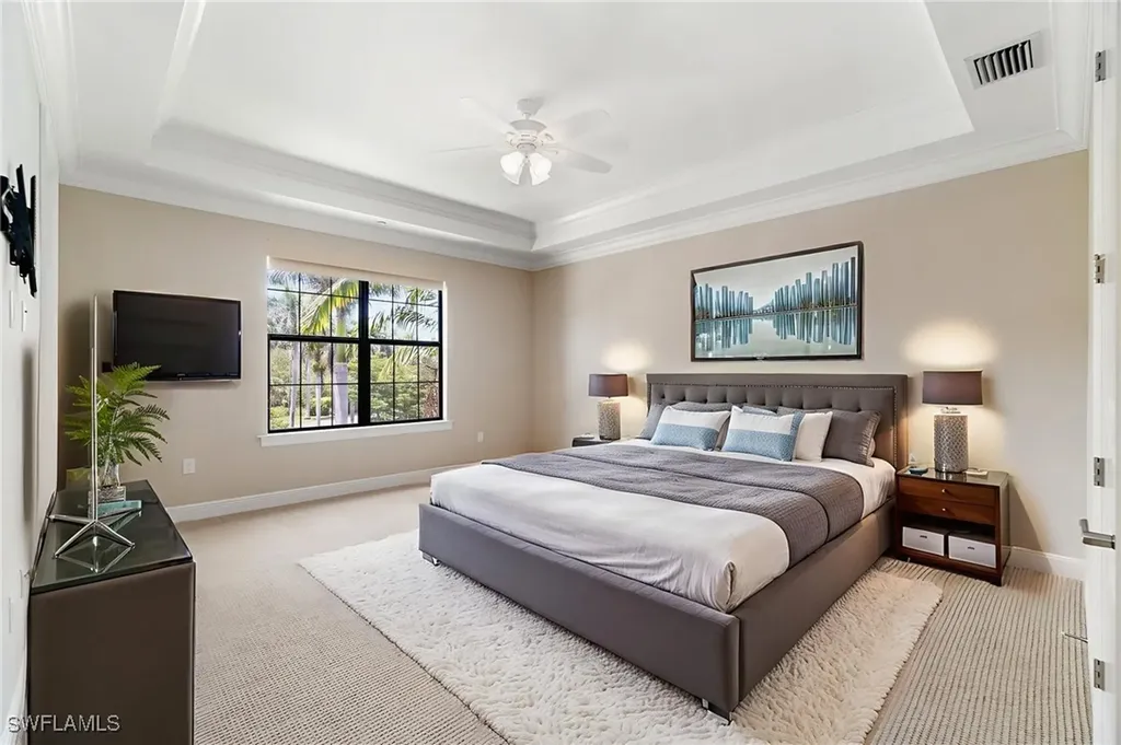 2768 Tiburon Boulevard E Naples FL 34109