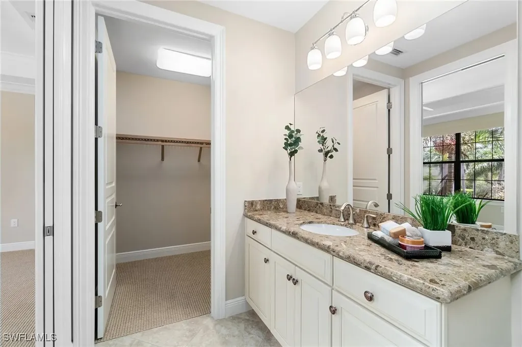 2768 Tiburon Boulevard E Naples FL 34109