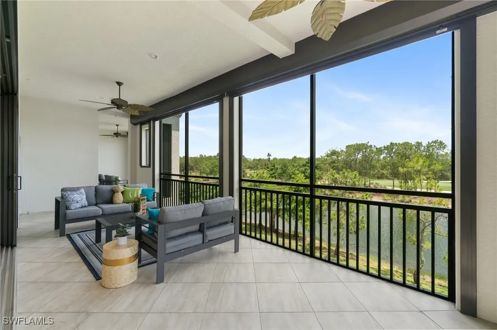 2768 Tiburon Boulevard E Naples FL 34109