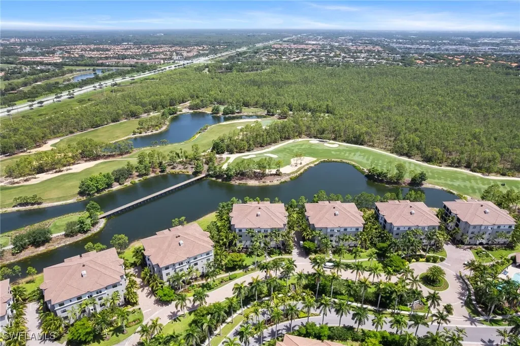 2768 Tiburon Boulevard E Naples FL 34109