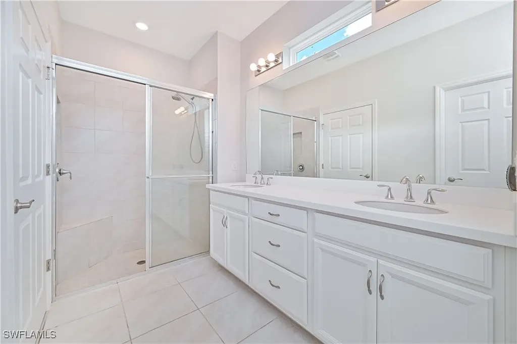 2113 Summersweet Drive Alva FL 33920