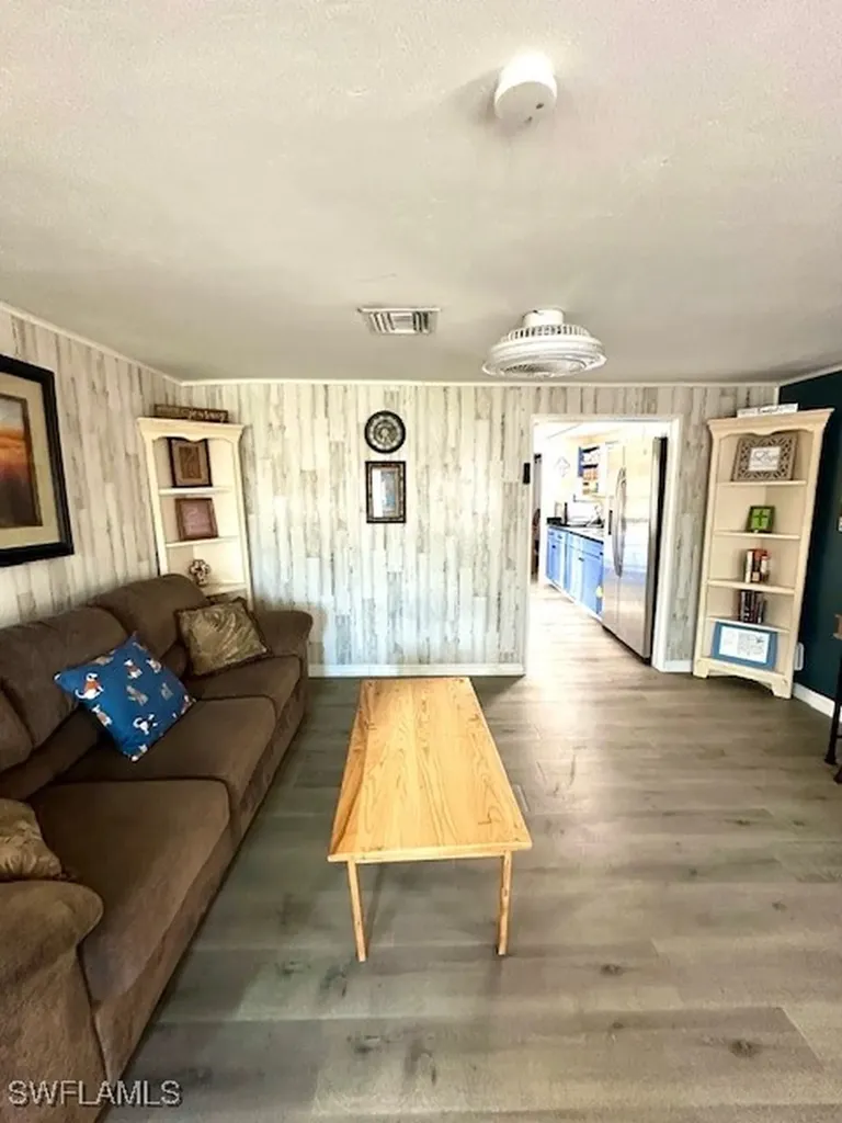 261 Redlin Street North Fort Myers FL 33903