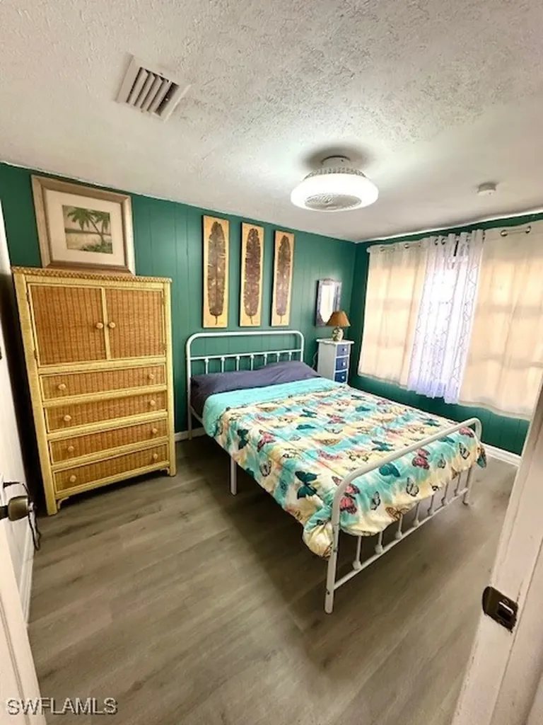 261 Redlin Street North Fort Myers FL 33903