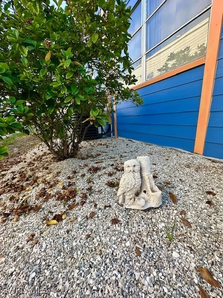 261 Redlin Street North Fort Myers FL 33903