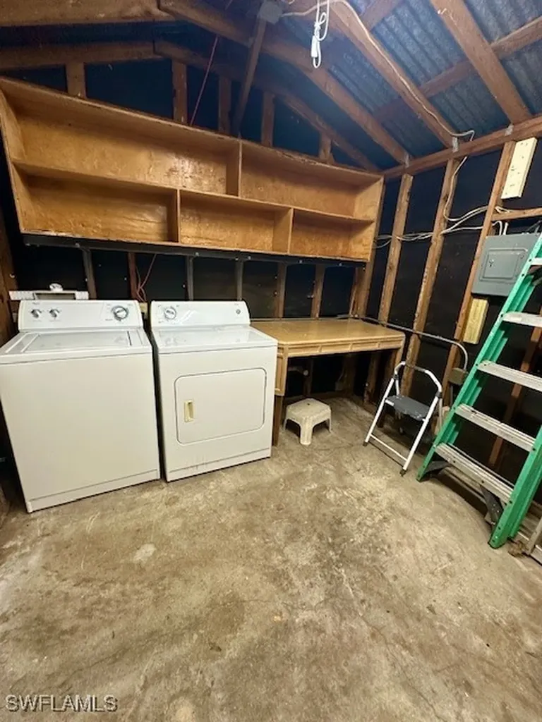 261 Redlin Street North Fort Myers FL 33903
