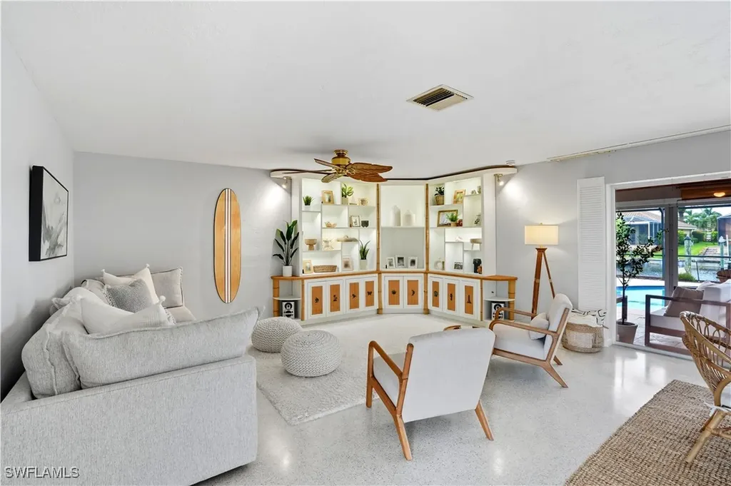 3332 SE 19th Avenue Cape Coral FL 33904