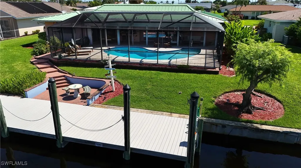 3332 SE 19th Avenue Cape Coral FL 33904