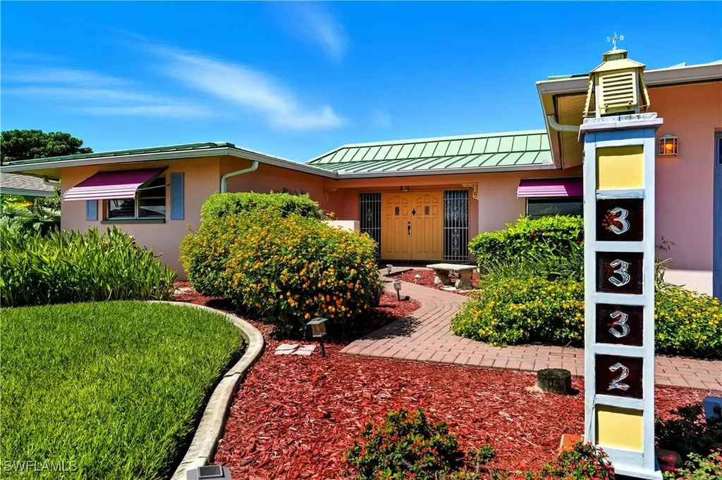3332 SE 19th Avenue Cape Coral FL 33904