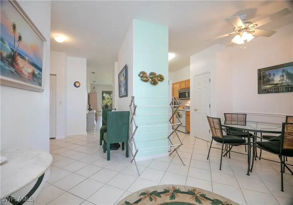 3964 Bishopwood Court E Naples FL 34114