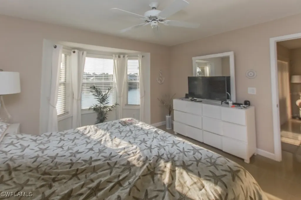 800 New Waterford Drive Naples FL 34104
