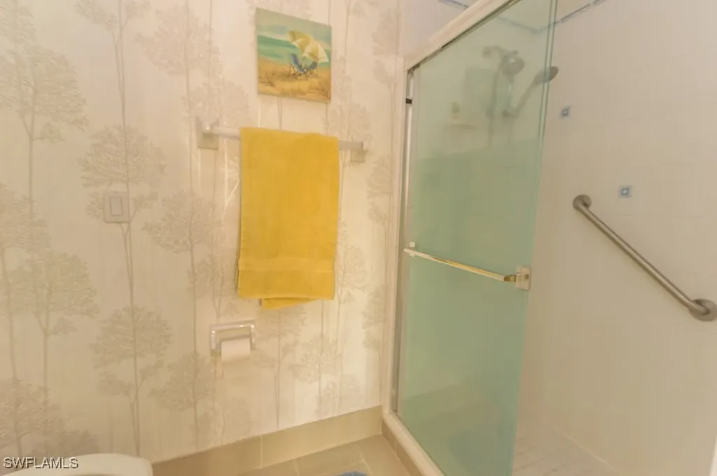 800 New Waterford Drive Naples FL 34104