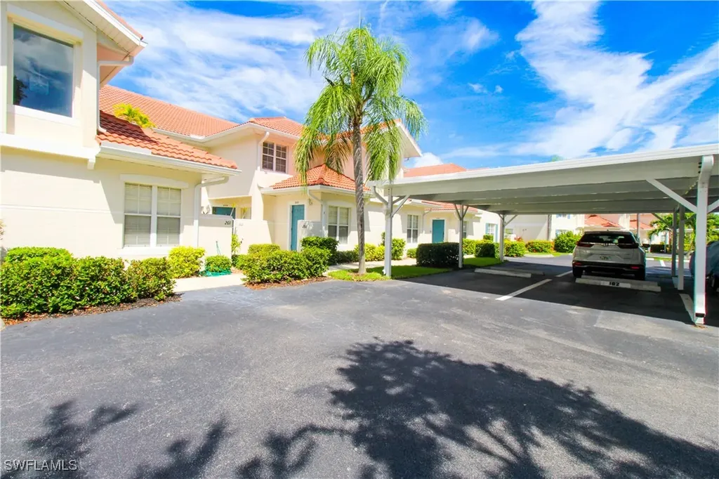 5025 Cedar Springs Drive Naples FL 34110