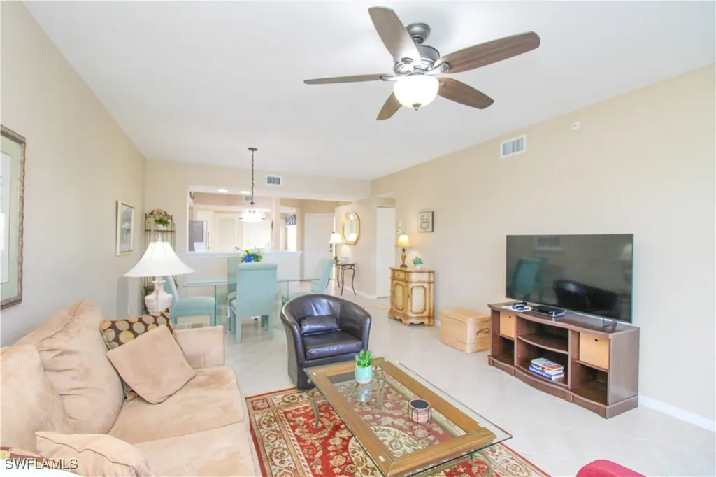 5025 Cedar Springs Drive Naples FL 34110