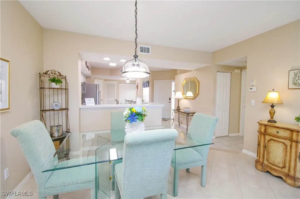 5025 Cedar Springs Drive Naples FL 34110