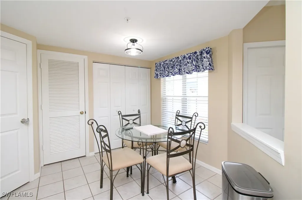 5025 Cedar Springs Drive Naples FL 34110