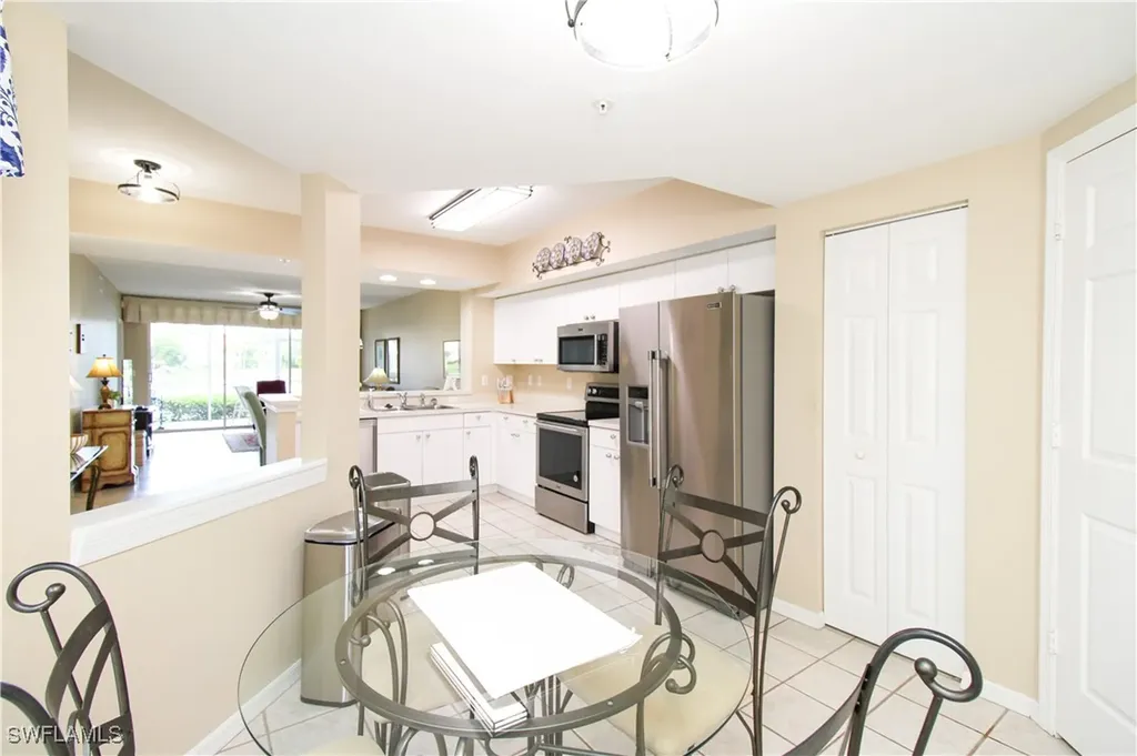 5025 Cedar Springs Drive Naples FL 34110
