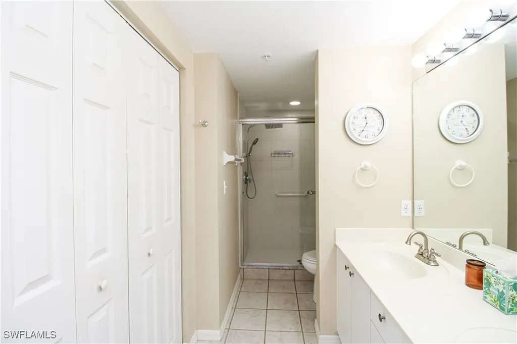 5025 Cedar Springs Drive Naples FL 34110