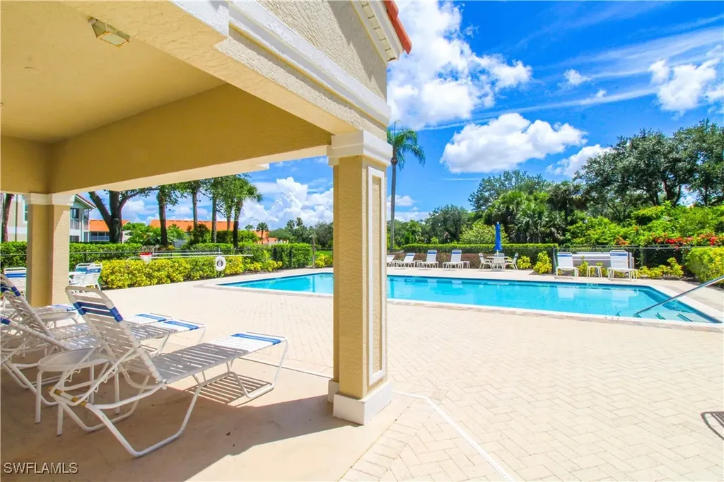 5025 Cedar Springs Drive Naples FL 34110