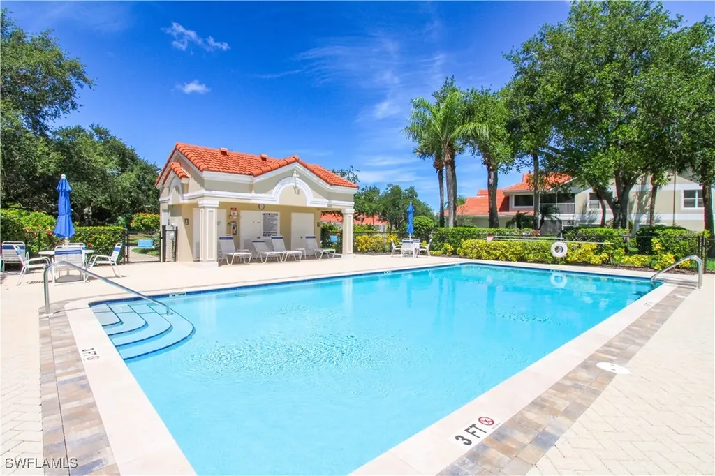 5025 Cedar Springs Drive Naples FL 34110