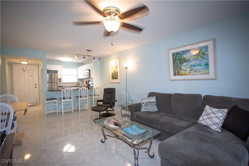 225 Turtle Lake Court Naples FL 34105