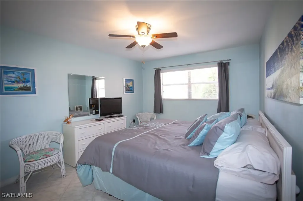 225 Turtle Lake Court Naples FL 34105