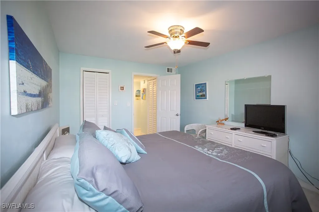 225 Turtle Lake Court Naples FL 34105