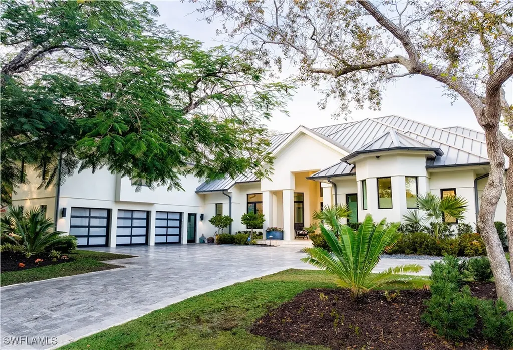 681 Katemore Lane Naples FL 34108