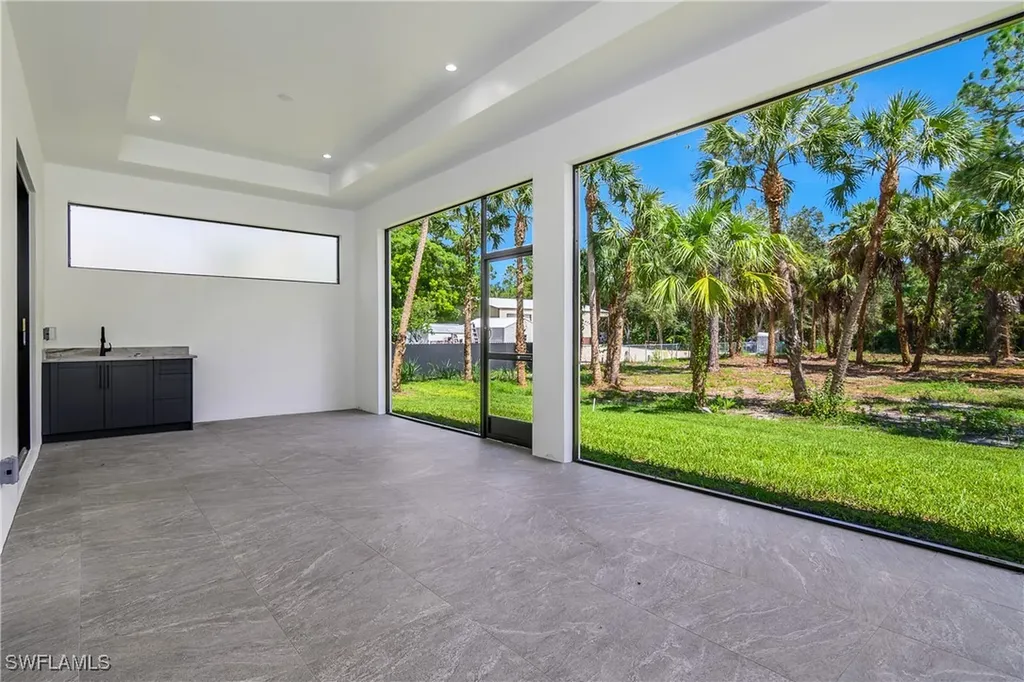 826 20th Street SE Naples FL 34117