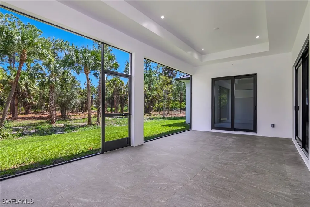 826 20th Street SE Naples FL 34117