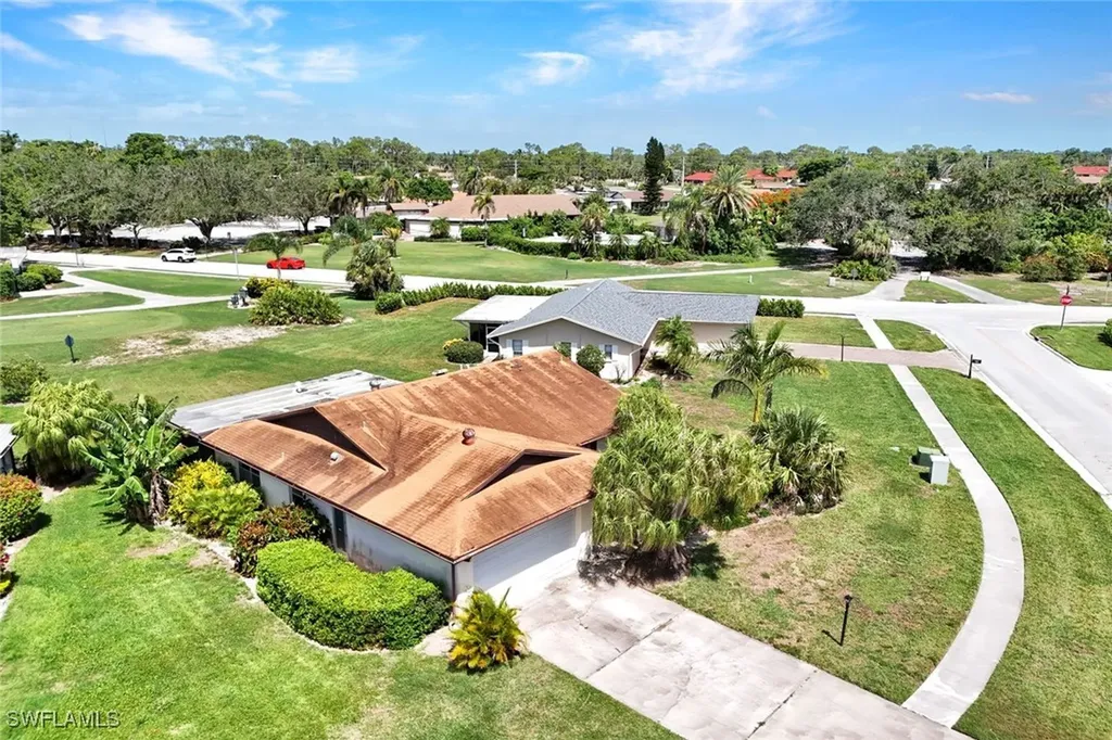 4305 Beechwood Lake Drive Naples FL 34112