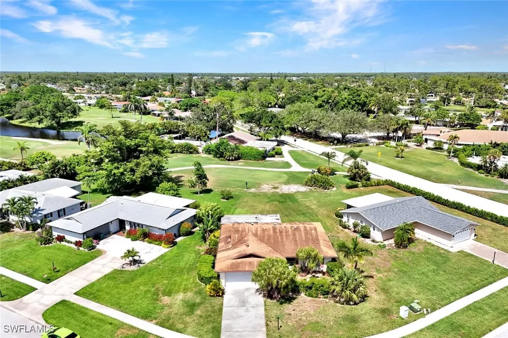 4305 Beechwood Lake Drive Naples FL 34112