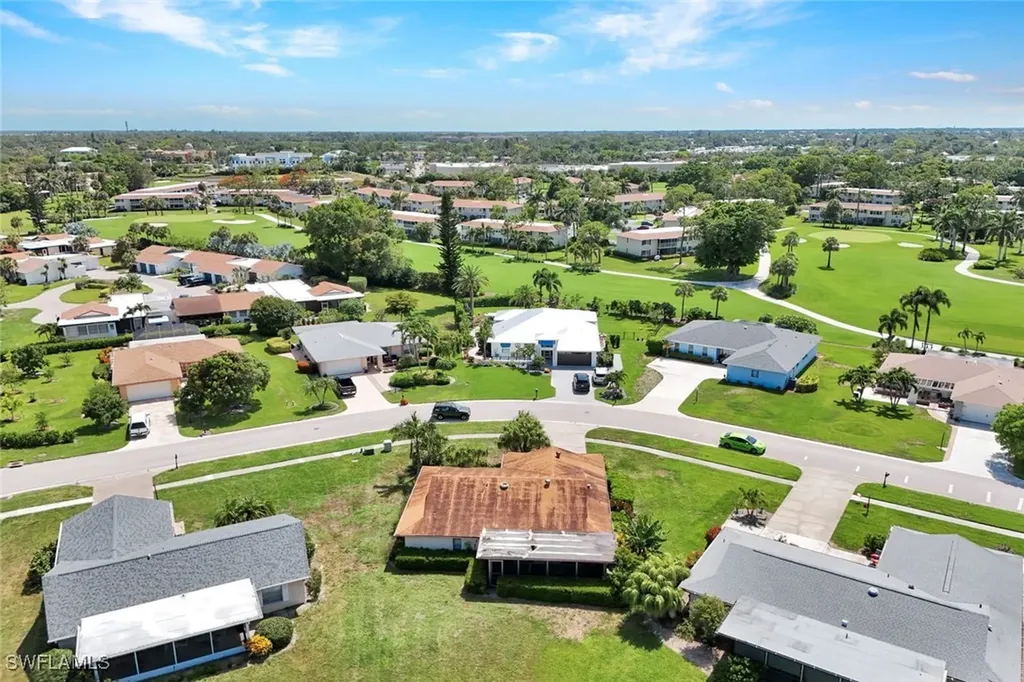 4305 Beechwood Lake Drive Naples FL 34112