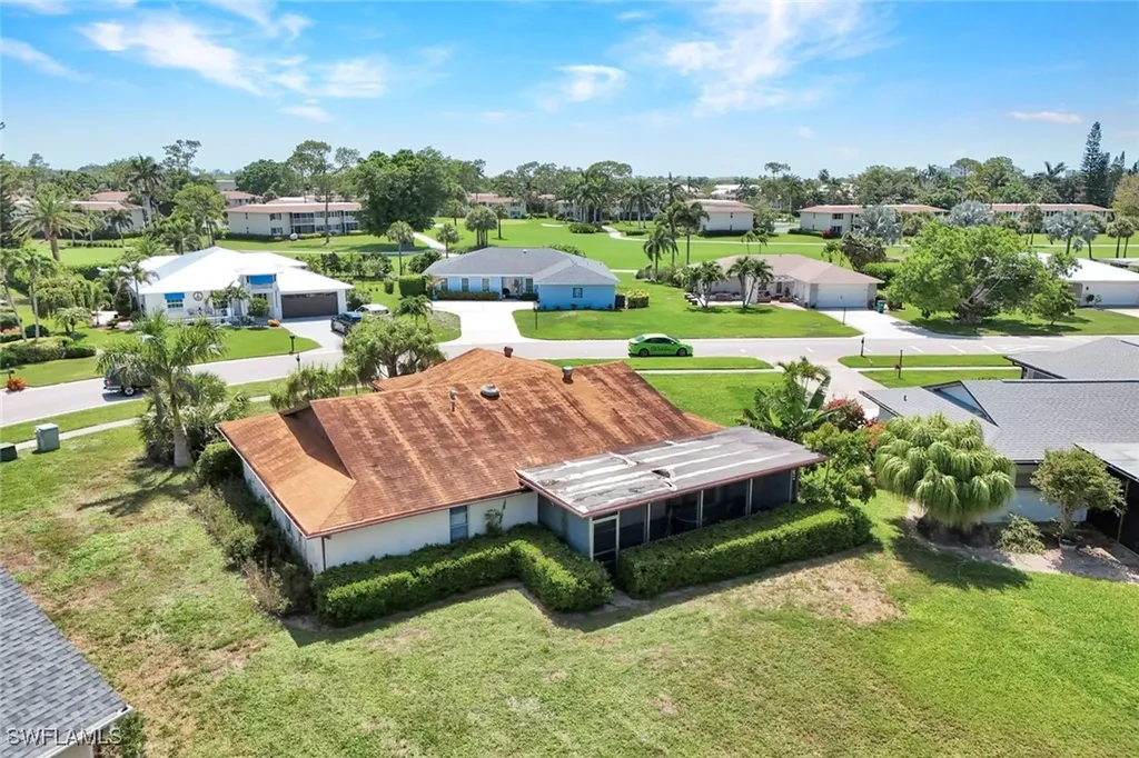 4305 Beechwood Lake Drive Naples FL 34112