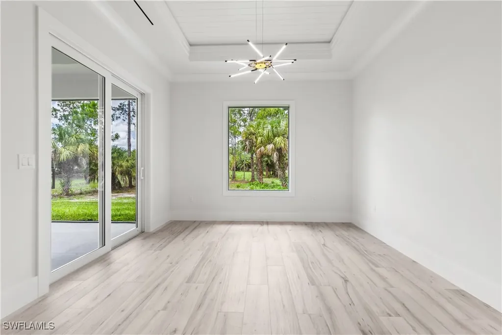 367 10th Street NE Naples FL 34120