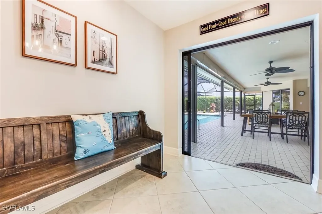 2209 Regal Way Naples FL 34110