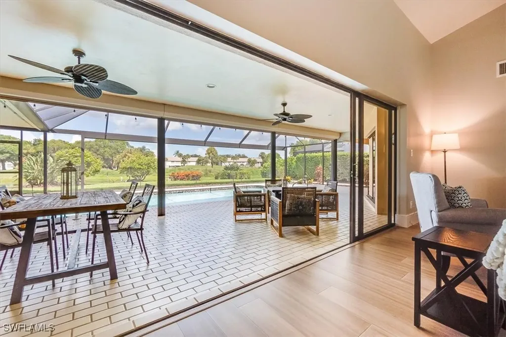 2209 Regal Way Naples FL 34110