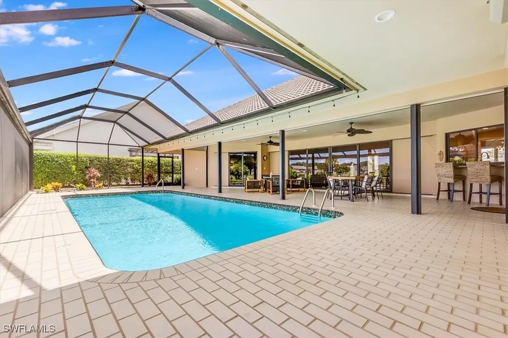 2209 Regal Way Naples FL 34110