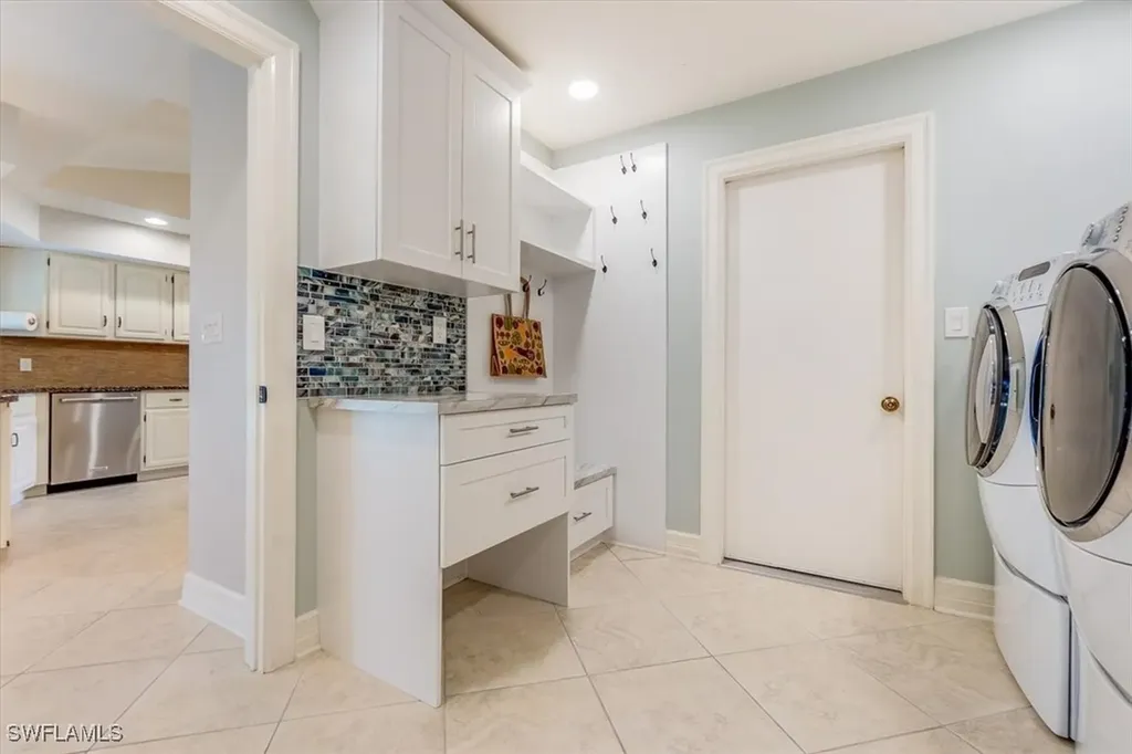 2209 Regal Way Naples FL 34110