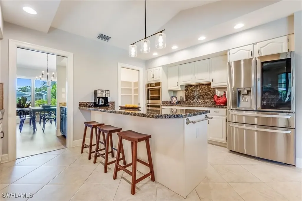 2209 Regal Way Naples FL 34110