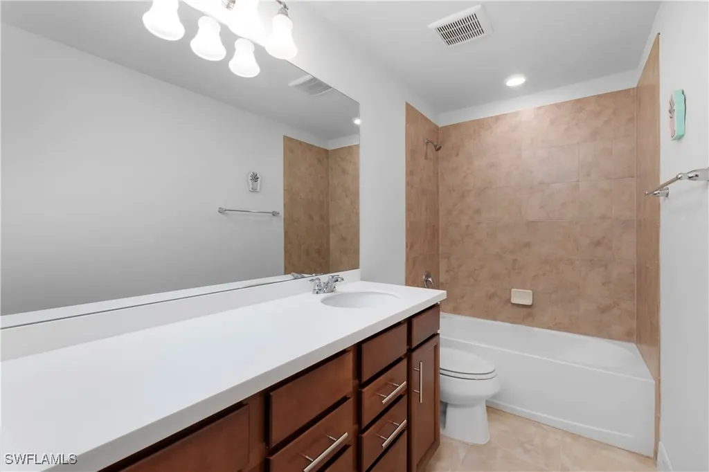 3322 Hampton Boulevard Alva FL 33920