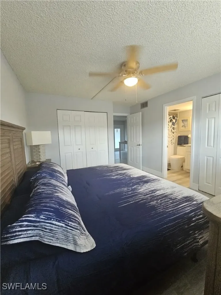 548 Broad Avenue S Naples FL 34102