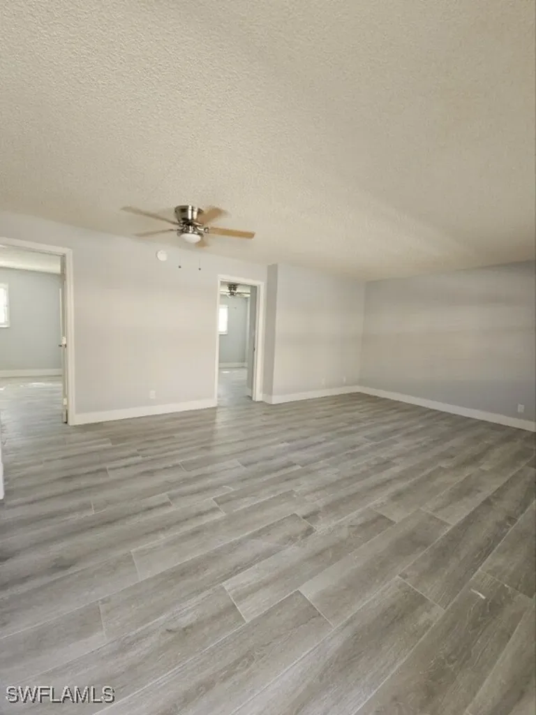 548 Broad Avenue S Naples FL 34102