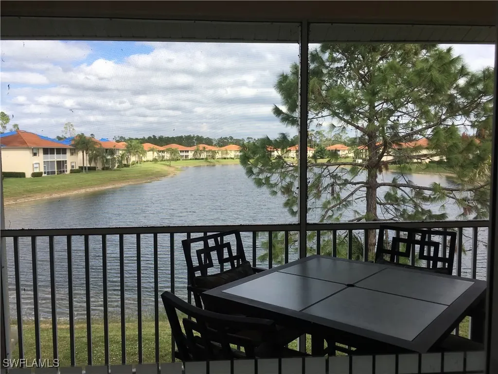 500 Robin Hood Circle Naples FL 34104