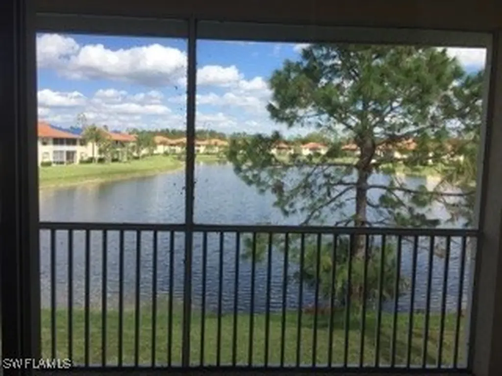 500 Robin Hood Circle Naples FL 34104
