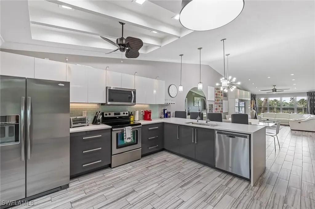 4220 Looking Glass Lane Naples FL 34112
