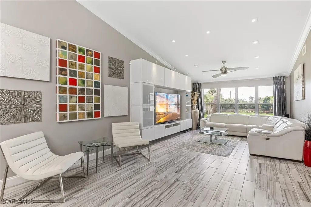 4220 Looking Glass Lane Naples FL 34112