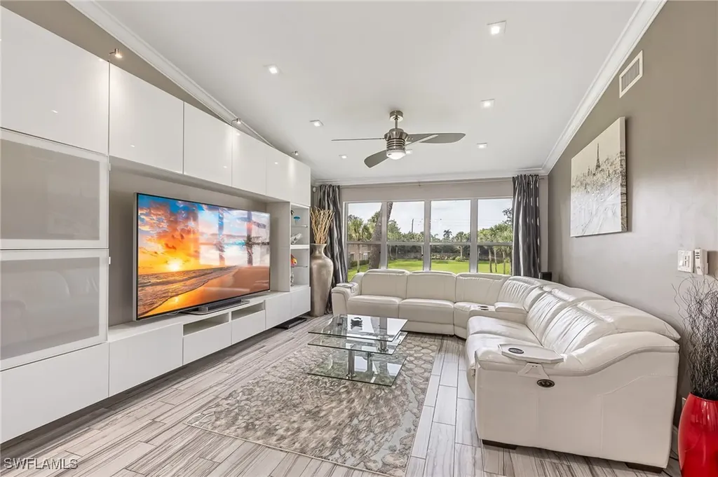 4220 Looking Glass Lane Naples FL 34112