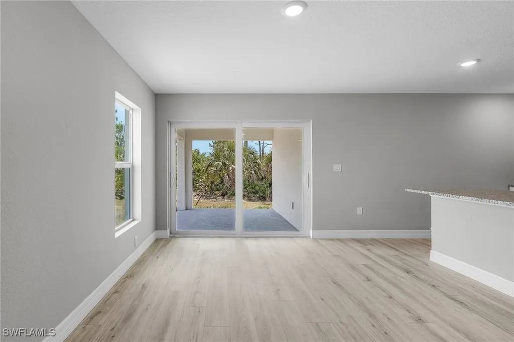 337 Woodburn Drive Lehigh Acres FL 33972