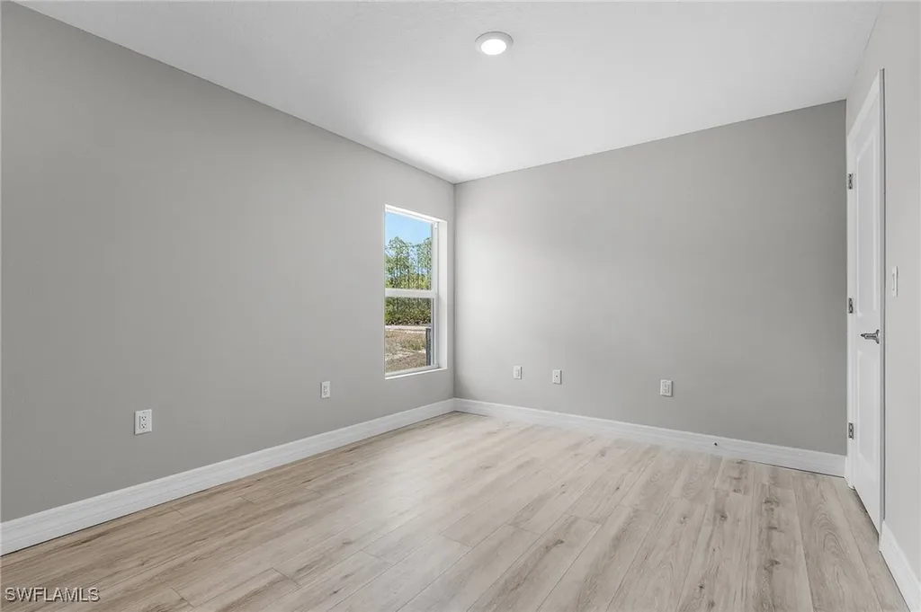 337 Woodburn Drive Lehigh Acres FL 33972